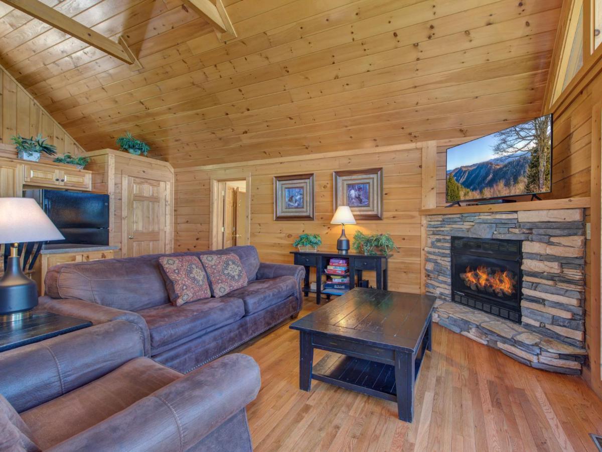Eagles Point Lodge Gatlinburg Exterior photo