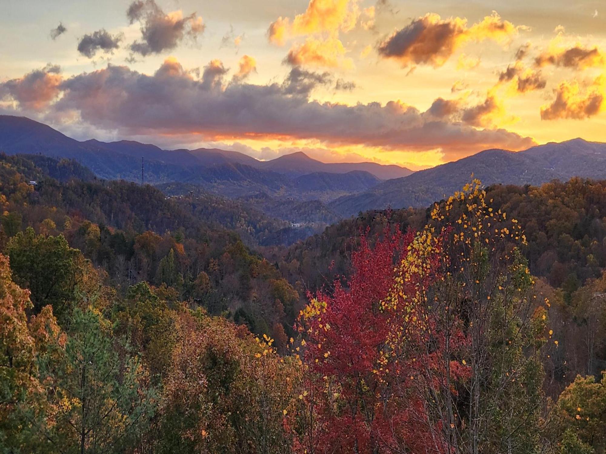 Eagles Point Lodge Gatlinburg Exterior photo